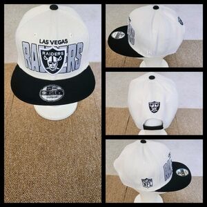 LAS VEGAS RAIDERS NFL FOOTBALL SNAPBACK HAT.